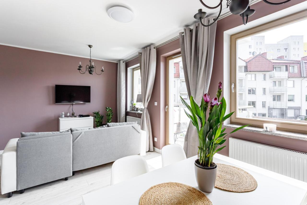 Apartament "Anna" - Kwartal Rozy Wiatrow, 15 Min Spacerem Od Plazy Swinoujscie Exterior photo